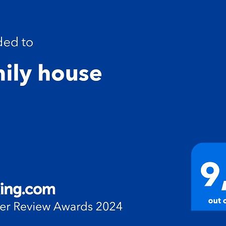 דירות קסאנטי Family House מראה חיצוני תמונה